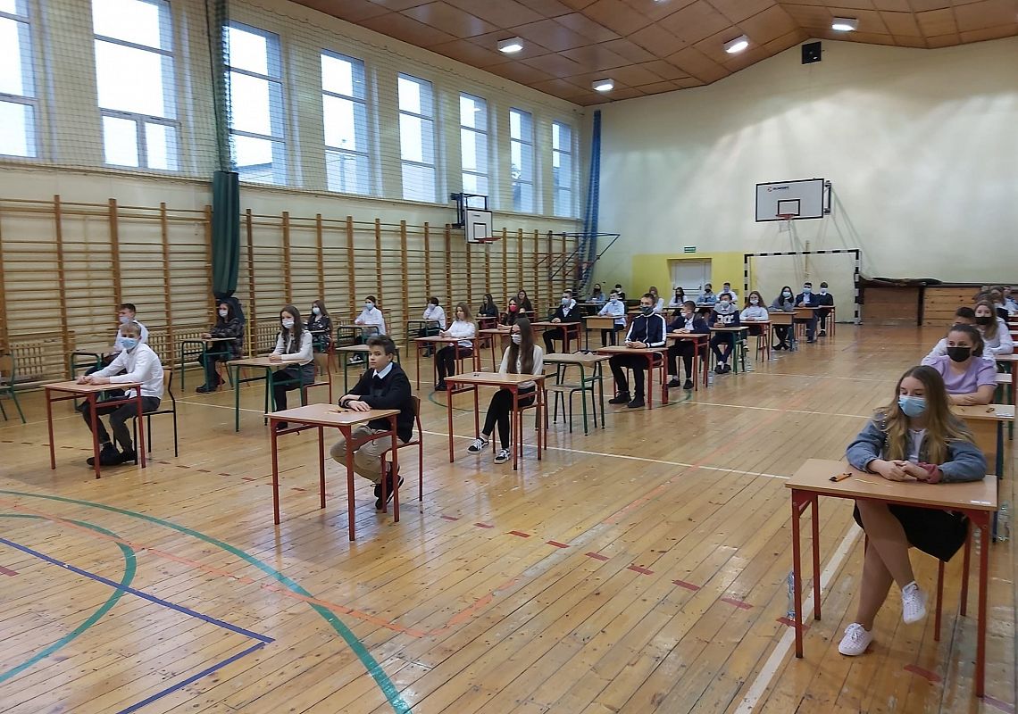 Klasy ósme na egzaminie próbnym