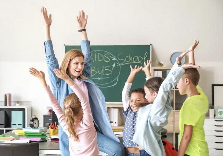 Grafika 1: Poszukujemy nauczyciela edukacji wczesnoszkolnej!