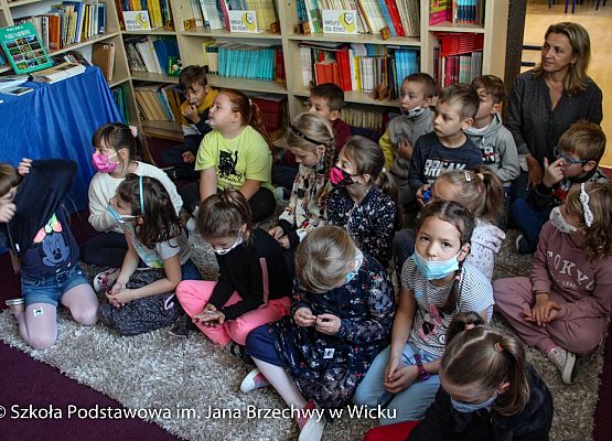 Uczniowie kl. IB na spotkaniu z Patrolem WWF