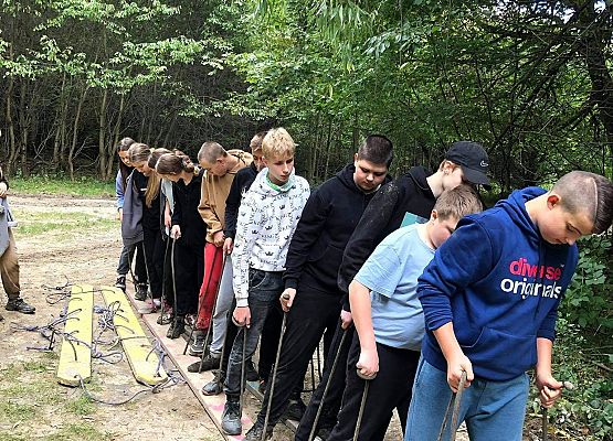 Grafika 6: Wycieczka klasy VIIIB do Adventure Park