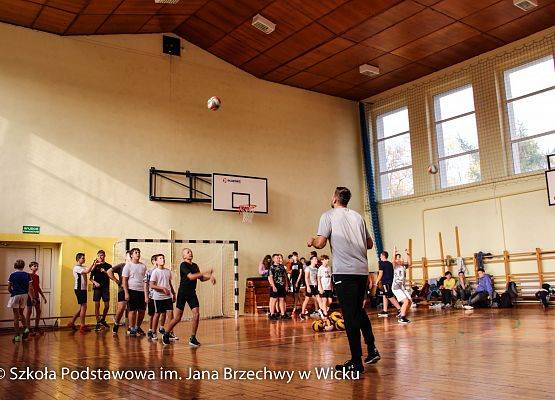 trening z piłki siatkowej