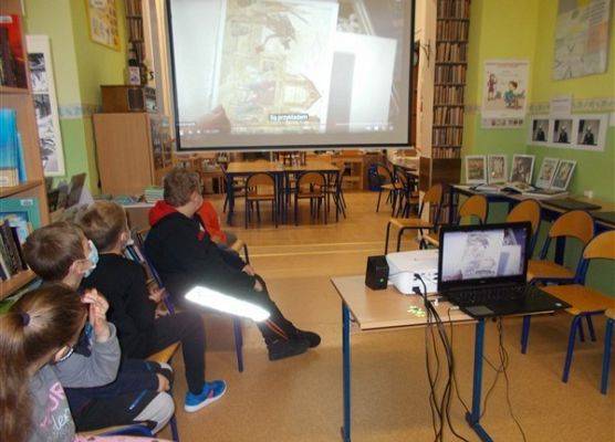 J. M. Szancer bohaterem Zaduszek Literackich 2021 w Bibliotece SP Wicko 2