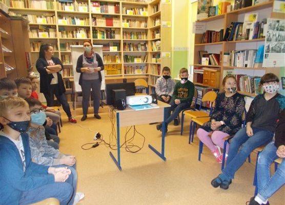 J. M. Szancer bohaterem Zaduszek Literackich 2021 w Bibliotece SP Wicko 7