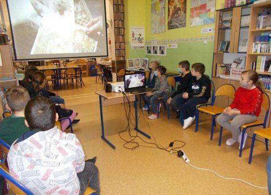 J. M. Szancer bohaterem Zaduszek Literackich 2021 w Bibliotece SP Wicko 8