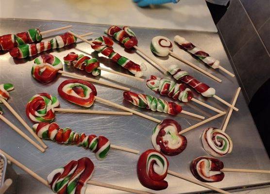 Grafika 13: …A może jeszcze pojechać nad morze? Wycieczka kl. IVb i Va do Łeby