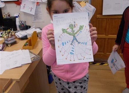 Grafika 17: Uczniowie klasy IIIB poznali baśniowy świat w wersji science fiction „Cyberiady” Stanisława Lema i tworzyli własne projekty robotów