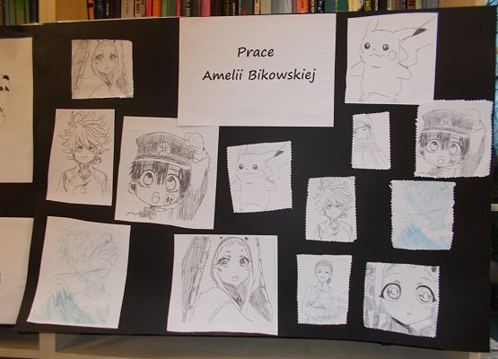 Grafika 4: Wystawa prac klubowiczów Dyskusyjnego Klubu Książki w Bibliotece Szkolnej w Wicku