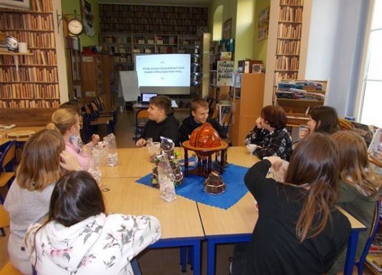 Grafika 5: Spotkanie członków DKK podsumowujące działania klubu w roku 2021