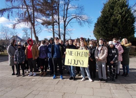 Akcja Socrates Café dla kl. VII w szkolnym plenerze 1