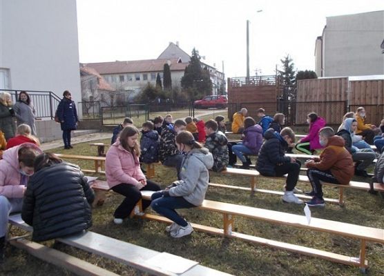 Akcja Socrates Café dla kl. VII w szkolnym plenerze 3