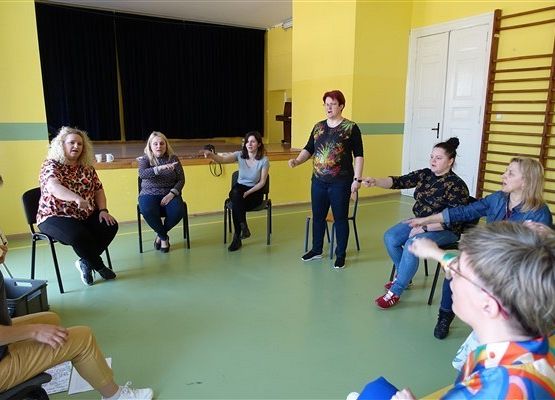 Fotorelacja ze szkolenia "Nauka poprzez zabawę, ruch i emocje kluczem do sukcesu" 7