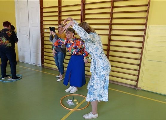 Fotorelacja ze szkolenia "Nauka poprzez zabawę, ruch i emocje kluczem do sukcesu" 15