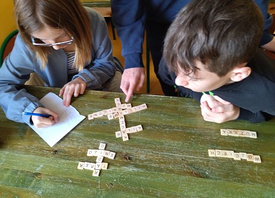 Muzyczne scrabble na prima aprilis 2