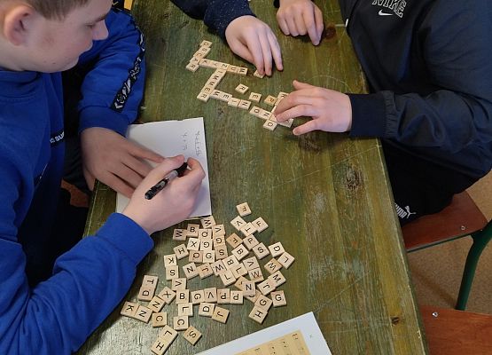 Muzyczne scrable - świetny sposób na sprawdzenie wiedzy uczniowskiej 1 kwietnia