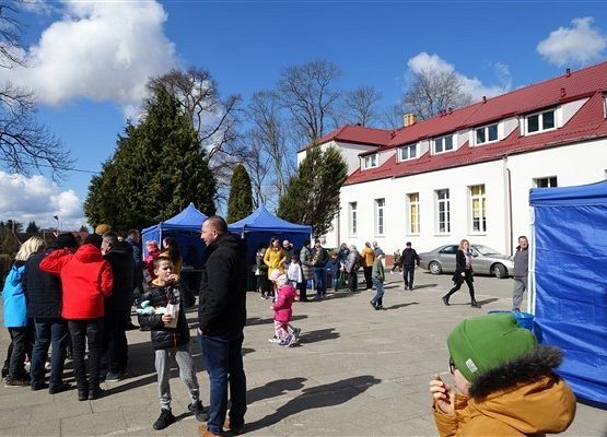 Kiermasz wielkanocny w szkole w Wicku 3