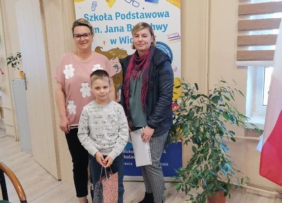 Grafika 2: Nasi uczniowie nagrodzeni i wyróżnieni w wiosennym konkursie recytatorskim Biblioteki Gminnej w Wicku