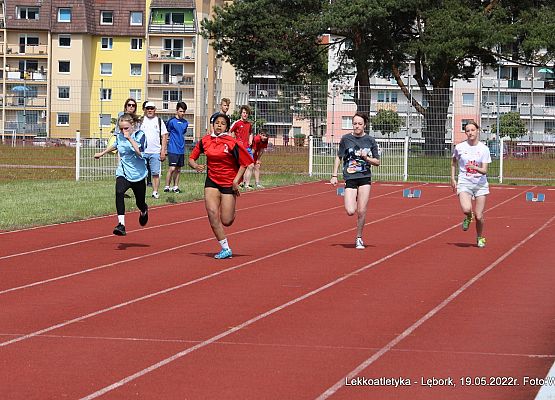 Grafika 2: Szkoła w Wicku "sportem stoi"