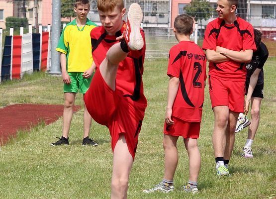 Grafika 12: Szkoła w Wicku "sportem stoi"