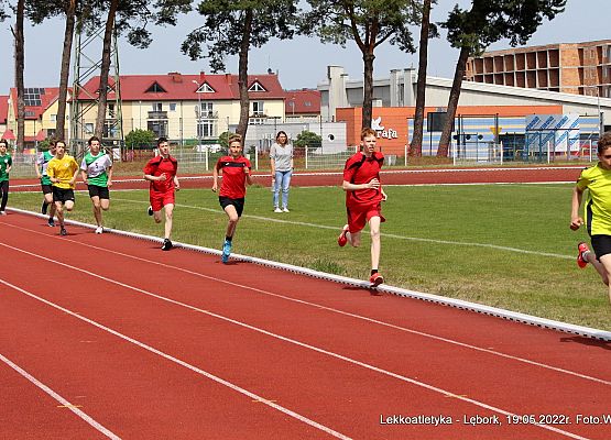 Grafika 16: Szkoła w Wicku "sportem stoi"