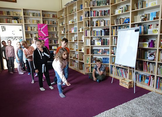 Kl. IIIA gra w literacką mölkky 4