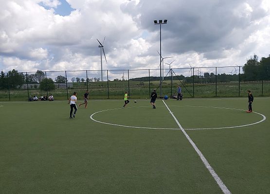 Grafika 22: Obchody Dnia Patrona, Dnia Dziecka i Dnia Sportu w szkole w Wicku