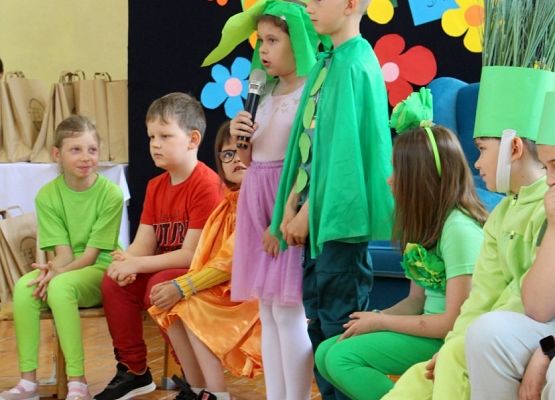 Grafika 8: Obchody Dnia Patrona, Dnia Dziecka i Dnia Sportu w szkole w Wicku