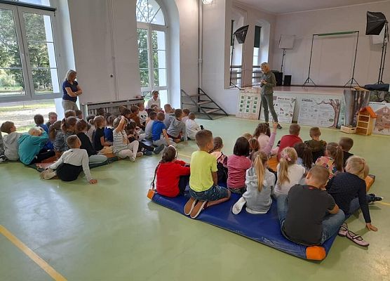 Grafika 4: Spotkanie z pracownikiem nadleśnictwa - edukacja leśna