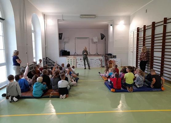 Grafika 6: Spotkanie z pracownikiem nadleśnictwa - edukacja leśna