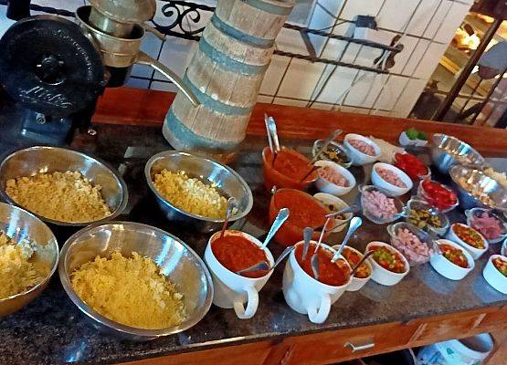 Warsztaty robienia pizzy 13