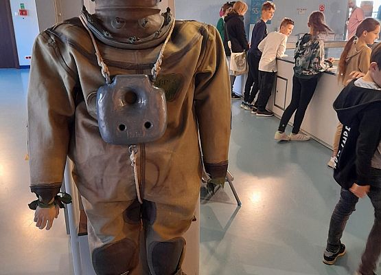 Grafika 9: Rozwijamy nasze "Pomorskie Żagle Wiedzy" - tym razem na pikniku nad jeziorem Sarbsko i w Ośrodku Kultury Morskiej w Gdańsku