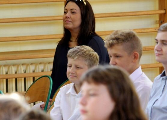 Grafika 25: Uroczysty apel z okazji Dnia Edukacji Narodowej