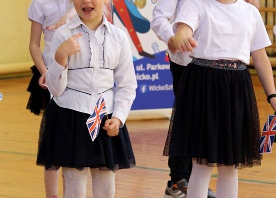 Grafika 30: Uroczysty apel z okazji Dnia Edukacji Narodowej