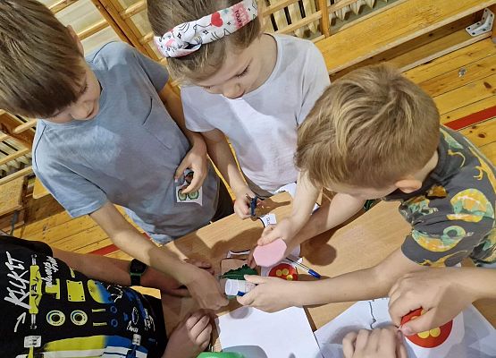 Grafika 1: Turniej kl. I-III pod hasłem "Zdrowo na sportowo"