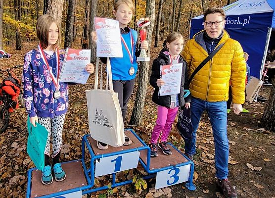 Grafika 2: Fotorelacja  z sobotniego biegu w Lęborku, 12.11.2022