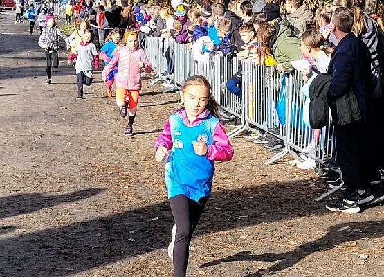 Grafika 1: Fotorelacja  z sobotniego biegu w Lęborku, 12.11.2022