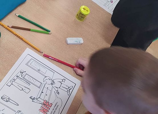 Projekt "Bezpieczne dziecko" 4