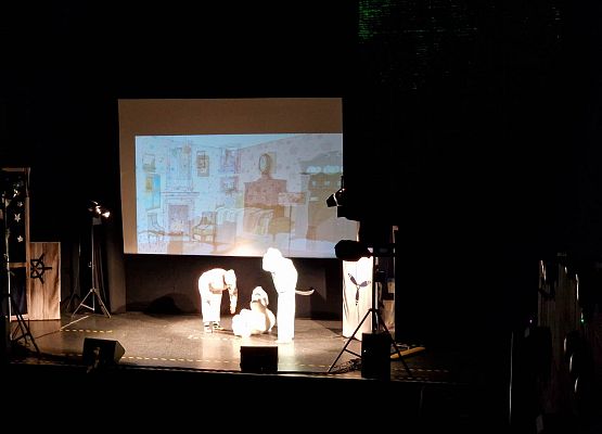 Nasi uczniowie na spektaklu "Piotruś Pan" w kinie "Fregata" 11