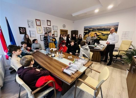 Wizyta klas ósmych w Urzędzie Gminy w Wicku 3