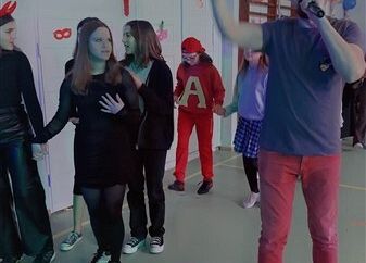 Grafika 42: Dyskoteka karnawałowa