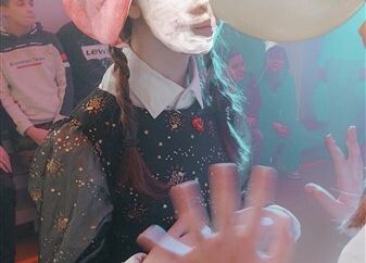 Grafika 46: Dyskoteka karnawałowa
