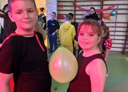 Grafika 118: Dyskoteka karnawałowa