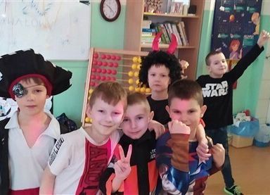 Grafika 119: Dyskoteka karnawałowa