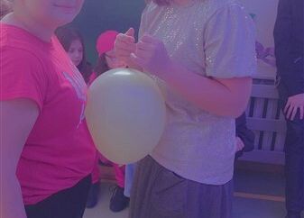 Grafika 53: Dyskoteka karnawałowa