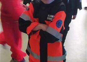 Grafika 124: Dyskoteka karnawałowa