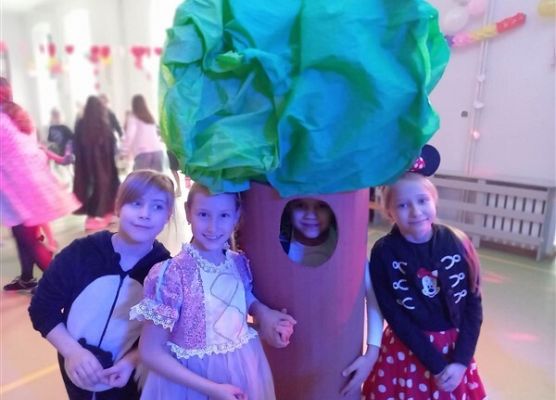 Grafika 131: Dyskoteka karnawałowa