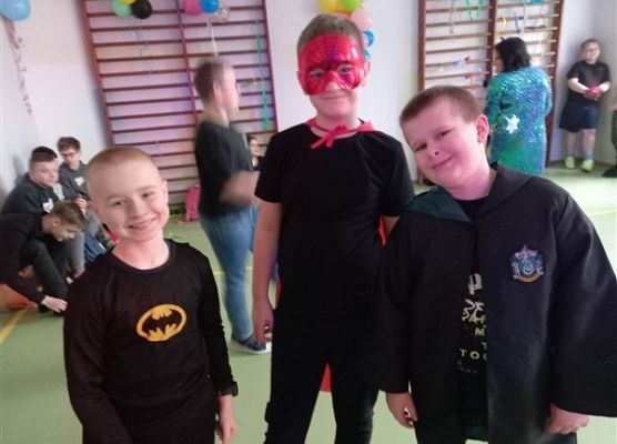 Grafika 132: Dyskoteka karnawałowa