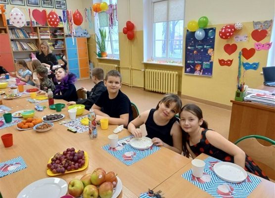 Grafika 138: Dyskoteka karnawałowa