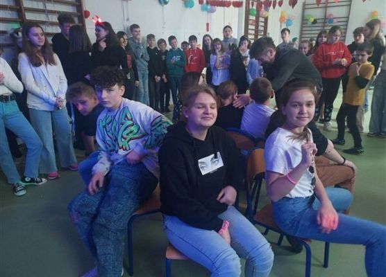 Grafika 93: Dyskoteka karnawałowa