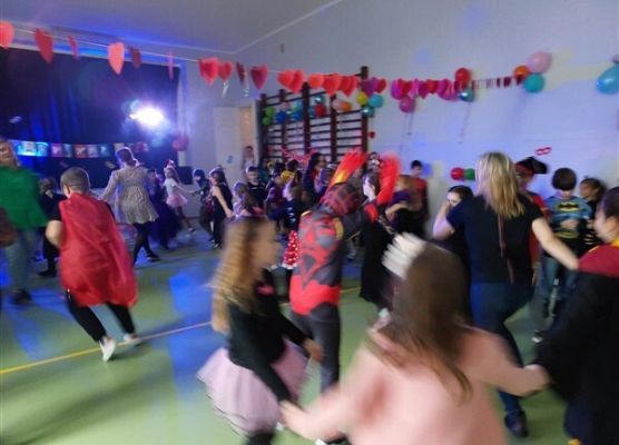 Grafika 97: Dyskoteka karnawałowa