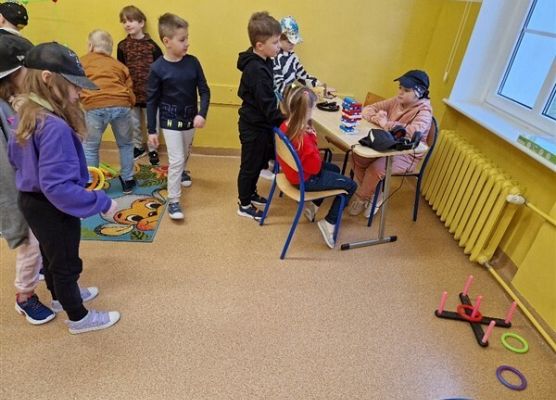 Grafika 11: Dzień Gier Komputerowych i Planszowych w szkole w Wicku